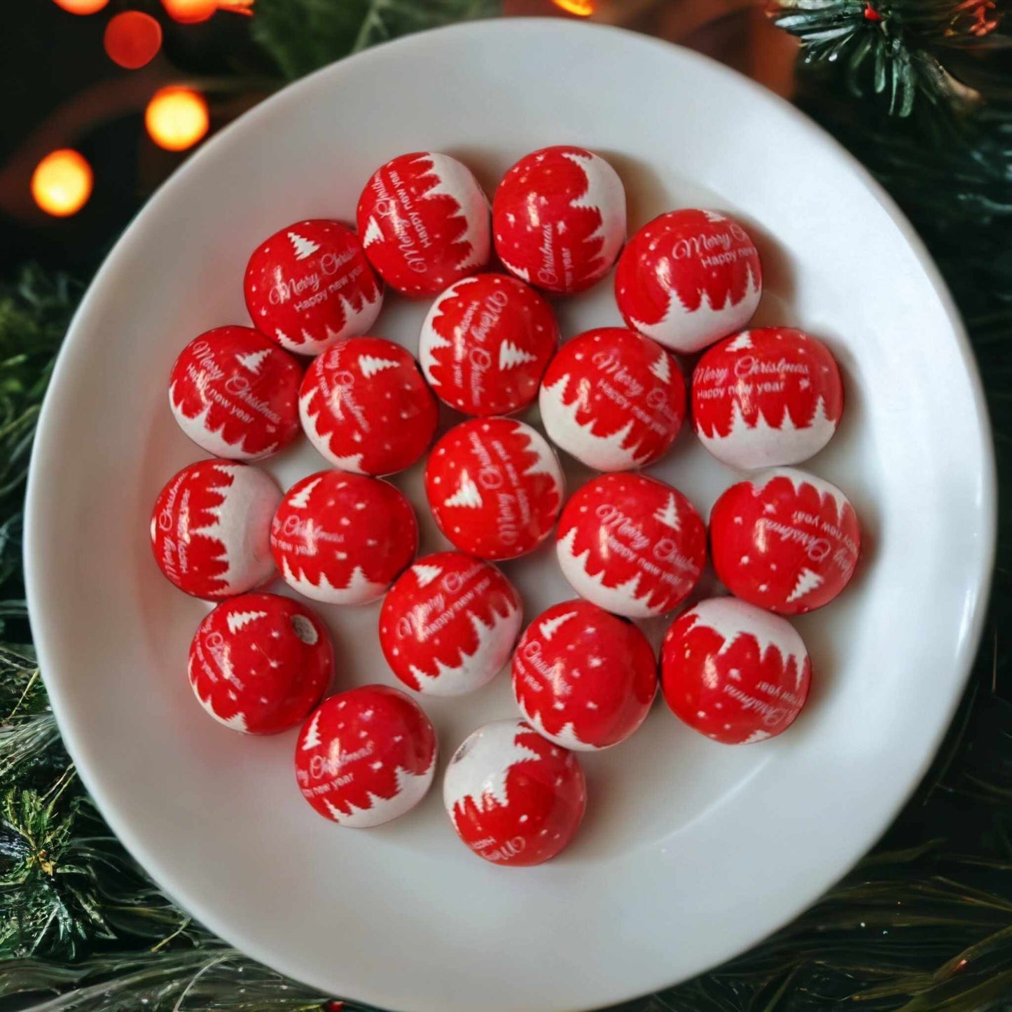 Red Merry Christmas & Happy New Year 20mm Wood Printed Beads - 1011