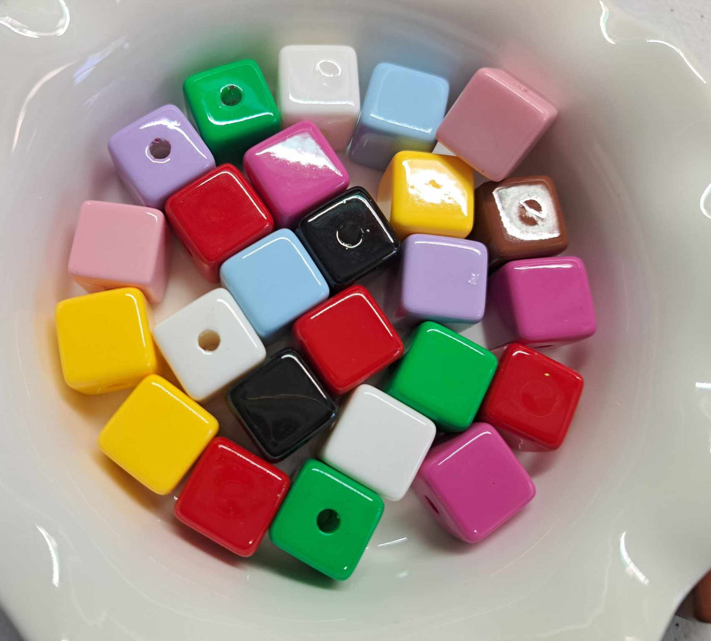 Square/Cube Shape Glossy 16mm Acrylic Bubblegum Bead - 3009